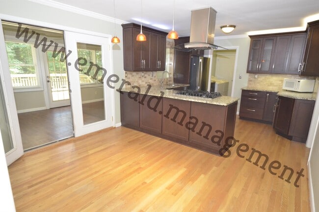 Building Photo - 2644 Harrington Dr