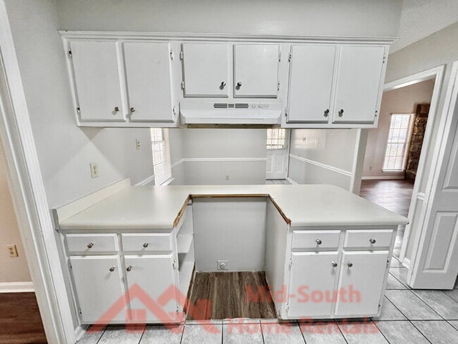 Building Photo - 7312 Countryside Road