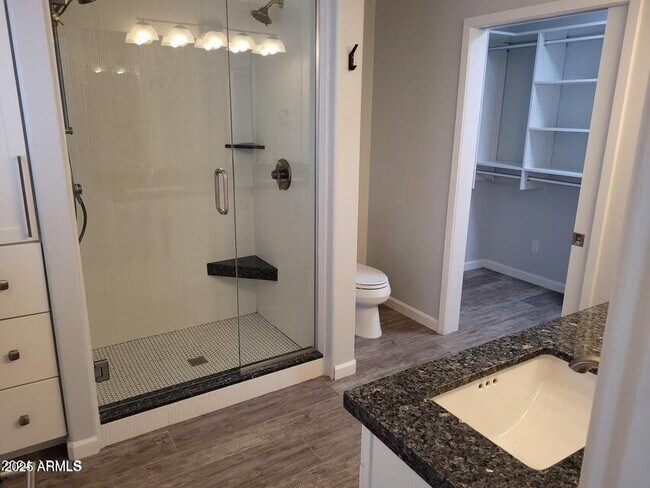 Building Photo - 2821 E Cortez St