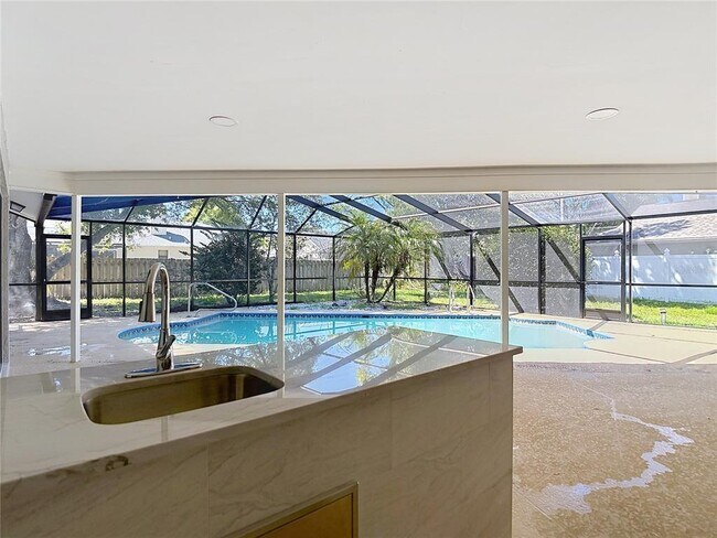 Building Photo - 4072 Belmoor Dr
