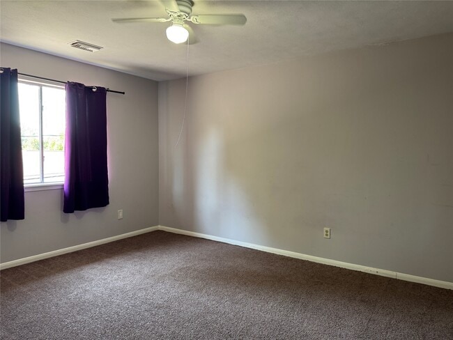 Building Photo - 4714 Willow St