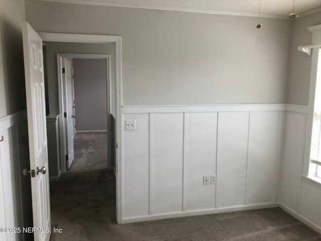 Building Photo - 12887 Dunns View Dr