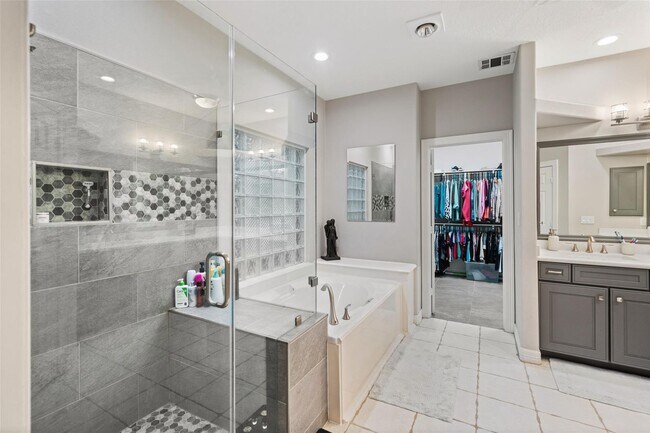 Building Photo - 29518 Timber Trail St