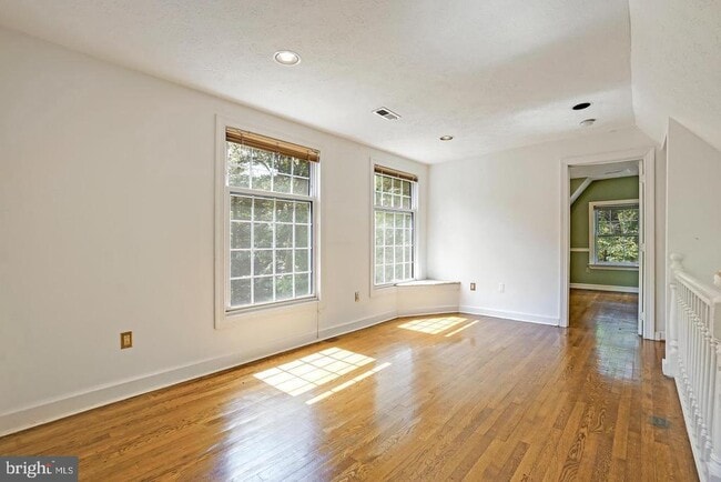 Building Photo - 2310 Cool Spring Rd