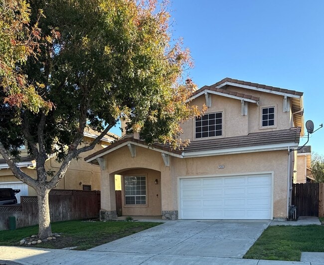 Primary Photo - Great location