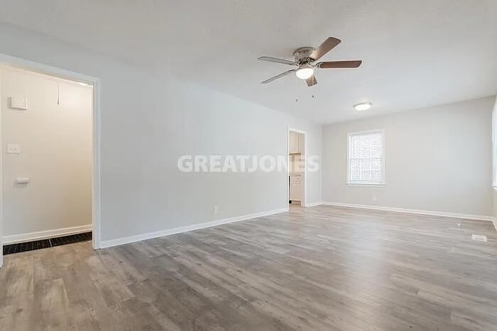 Building Photo - 1908 St Louis Ave