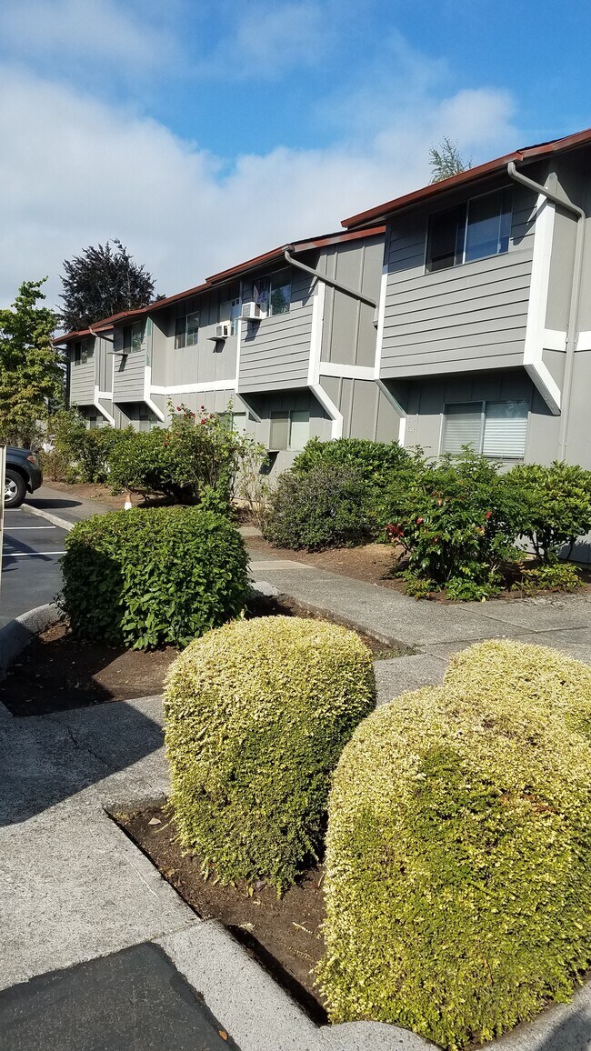 Building 2 - Kaskela Manor Apartments