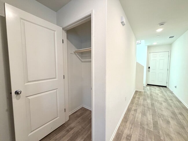 Building Photo - Stylish 4-Bedroom Solar Home Near Community Park