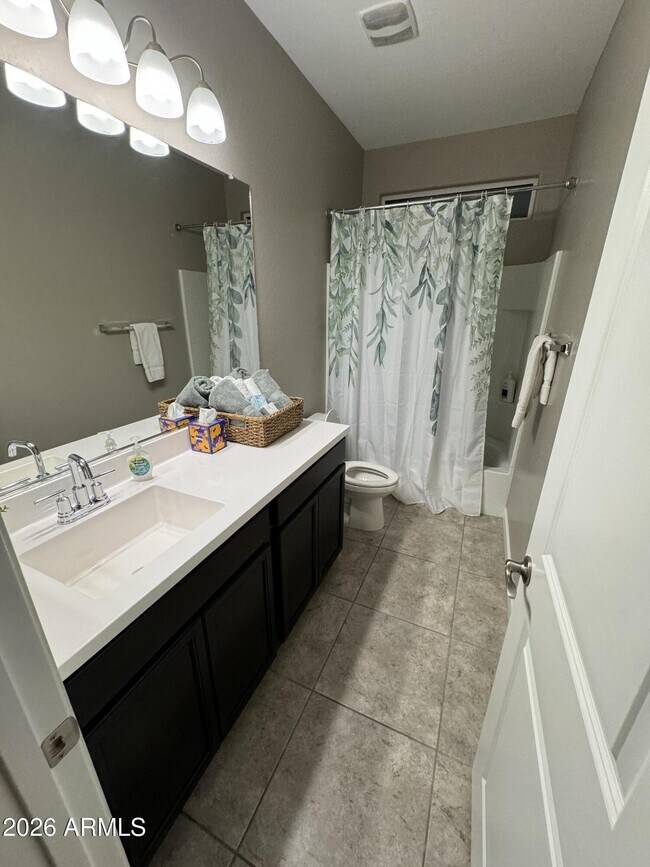 Building Photo - 18735 N Ravello Rd