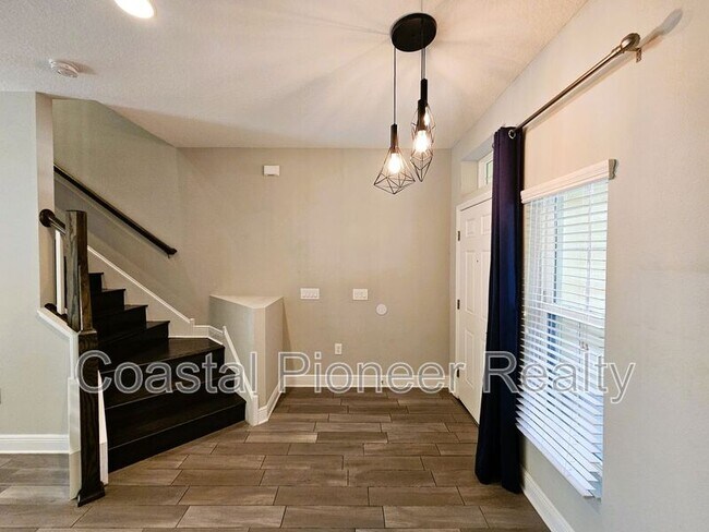 Building Photo - 30219 Southwell Ln