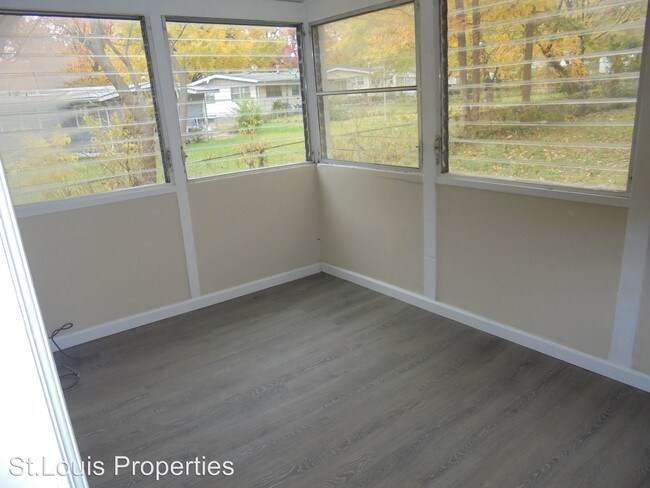 Building Photo - 3 br, 1 bath House - 3009 Solway Ave