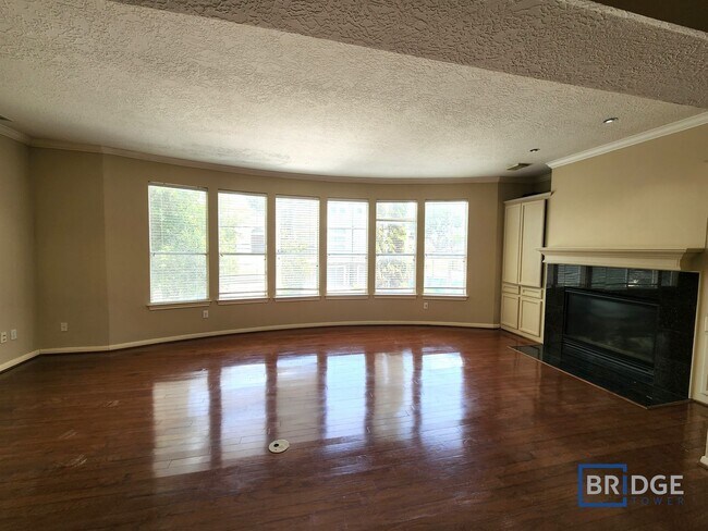 Building Photo - 319 Birdsall St., Houston, TX 77007