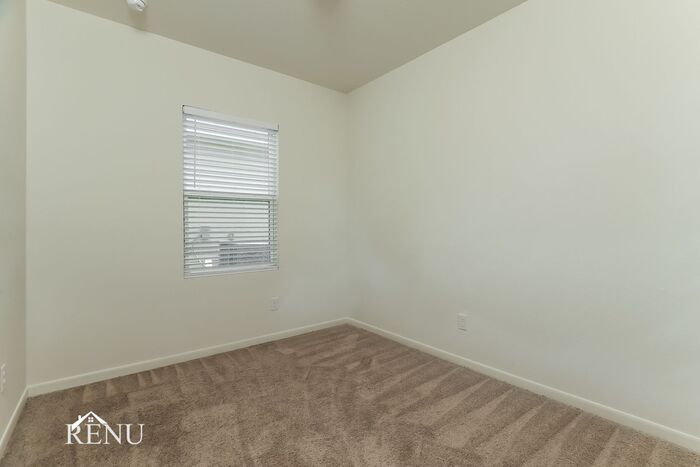 Building Photo - 5102 Dawn Break