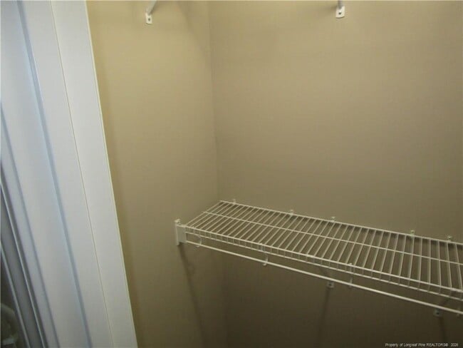 Building Photo - 1442 Vandenberg Dr