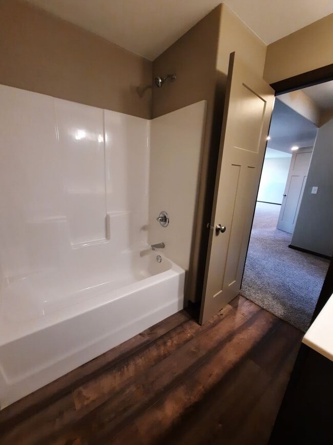Building Photo - 4 BED | 3 BATH | SINGLE-FAMILY | DOUBLE GA...