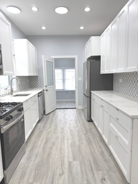 Building Photo - 2442 N Lawndale Ave