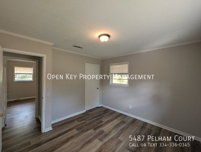 Building Photo - 5487 Pelham Ct
