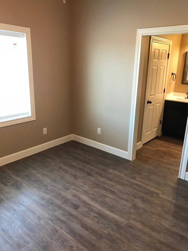 Building Photo - 6922 C R 6400