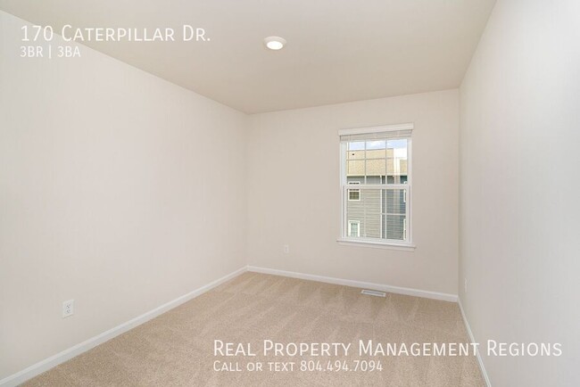 Building Photo - 170 Caterpillar Dr
