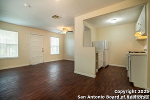 Building Photo - 2617 W French Pl