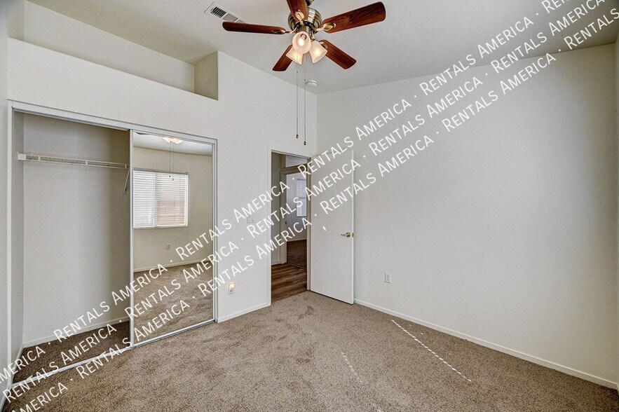 Building Photo - 3224 Bracknell St