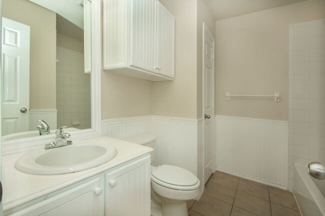 Building Photo - Cute house in Sherman for lease