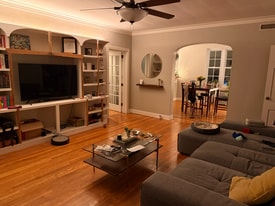 Building Photo - 1337 E Morehead St