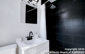 Building Photo - 258 Antrim Dr