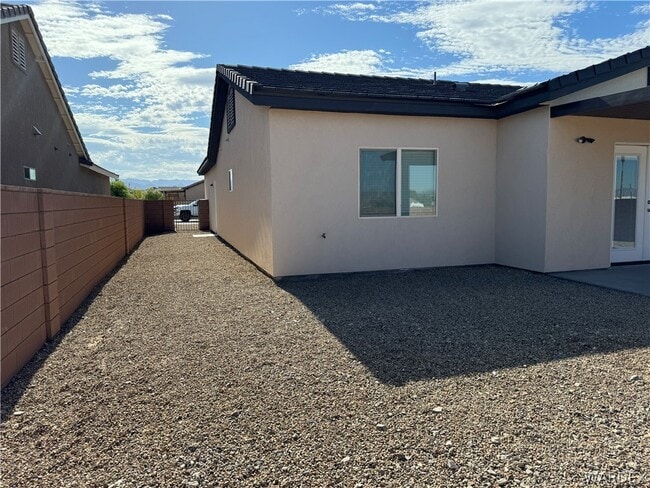 Building Photo - 5079 S Jacaranda Pl