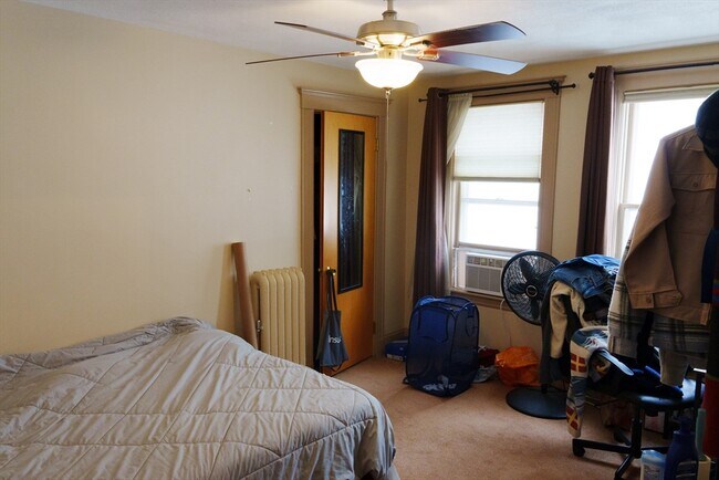 Building Photo - 11 Bowdoin St