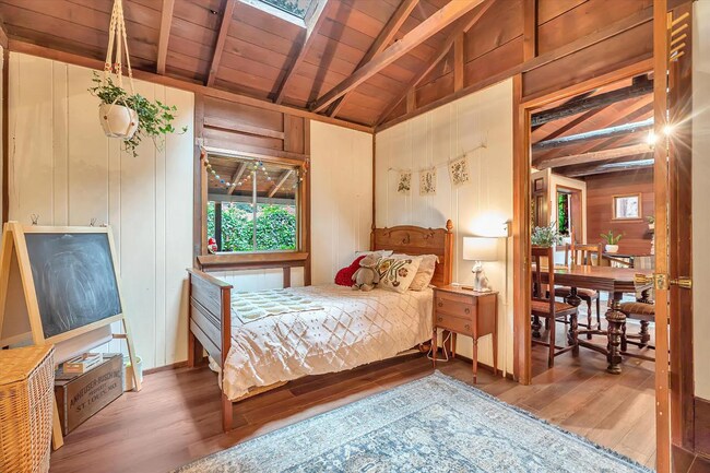Building Photo - Picturesque, Pet Friendly, with Garage and...