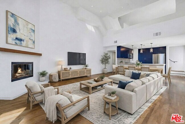 Building Photo - 9917 Tabor St