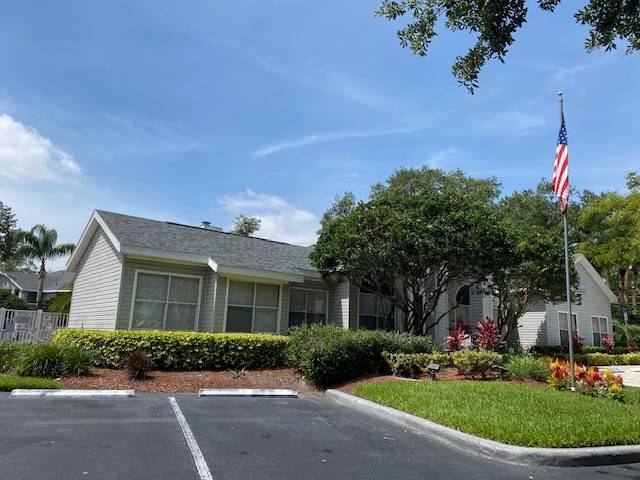 Building Photo - 2553 Grassy Point Dr