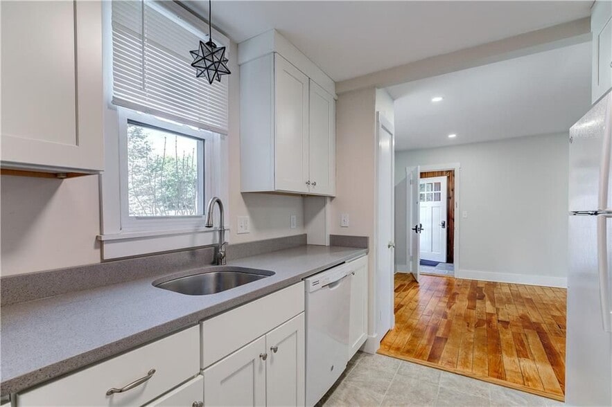 Building Photo - 38 Morningside Ln