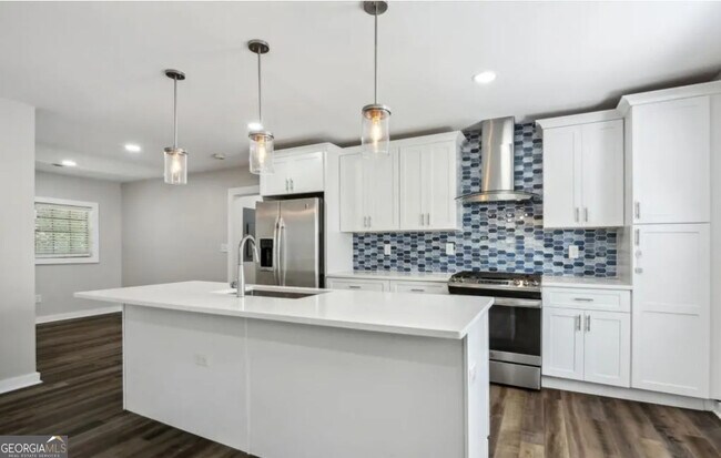 Building Photo - 1295 McClure Ave NW