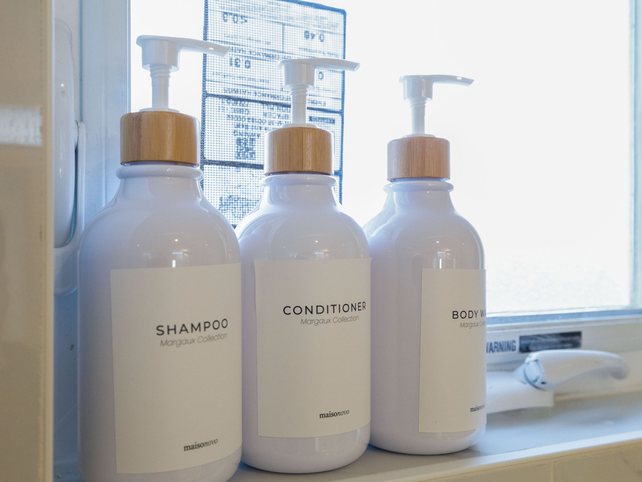 Building Photo - 168 School St