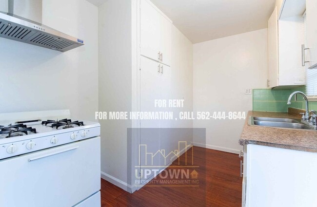 Building Photo - 519 S Tamarind Ave