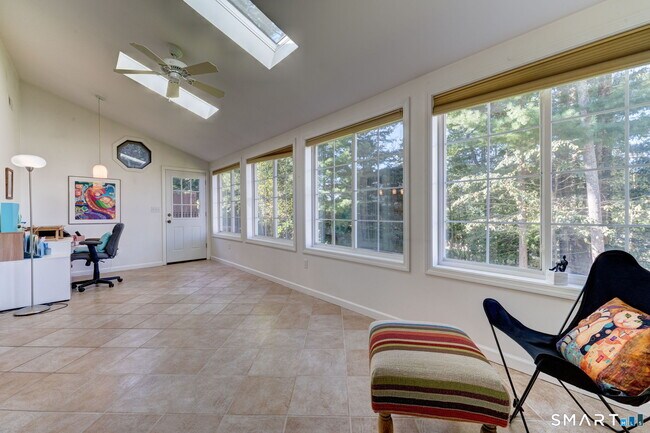 Building Photo - 46 Samuel Ln