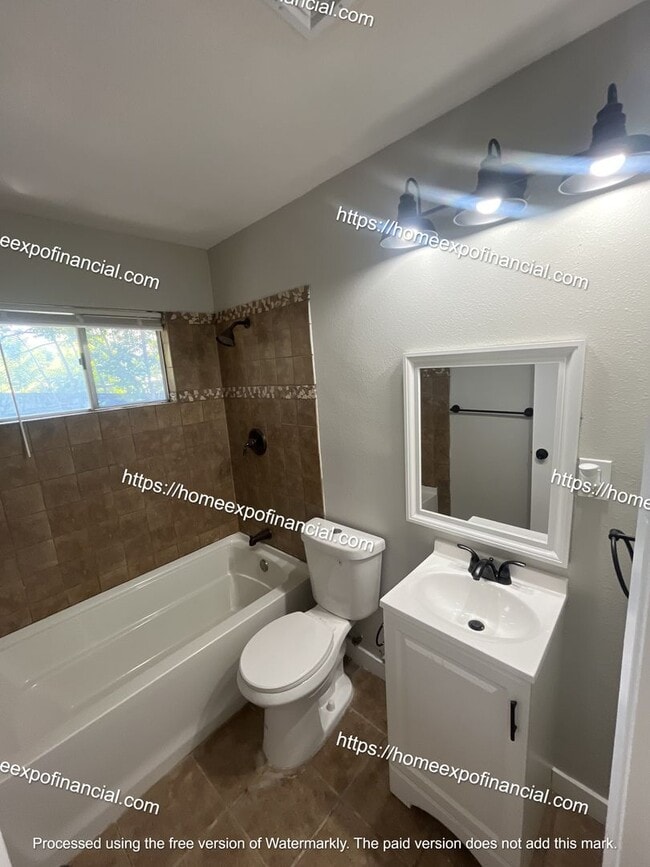 Building Photo - Nice Home For Rent