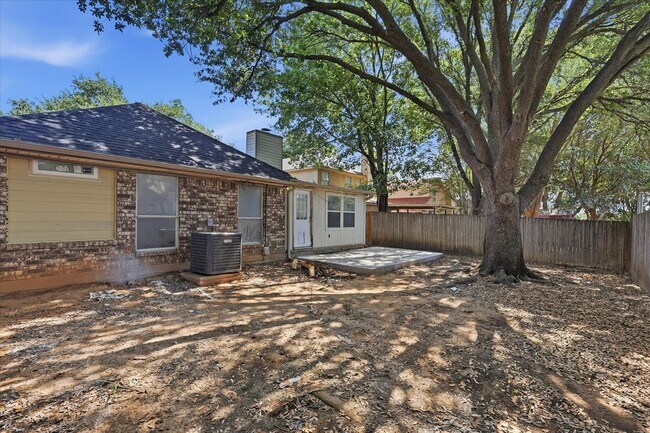 Building Photo - 8812 Sabinas Trail