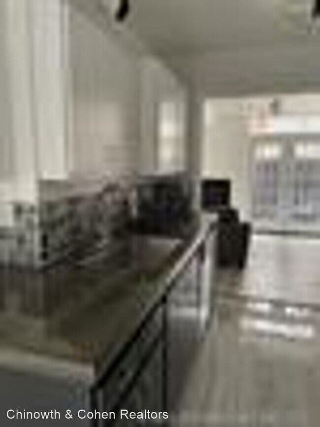 Building Photo - 2 br, 2.5 bath House - 1621 S Quaker Ave U...
