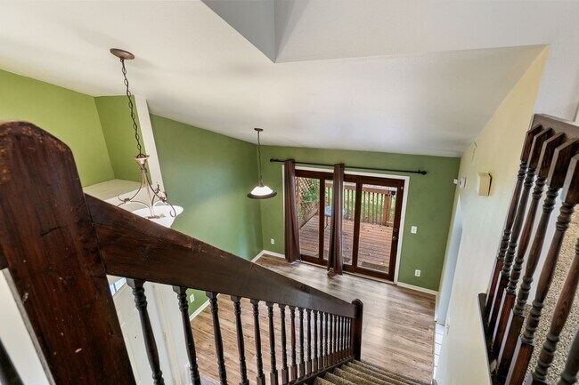 Building Photo - 1090 Sundering Dr
