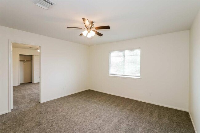 Building Photo - 23043 N Waterlily Dr
