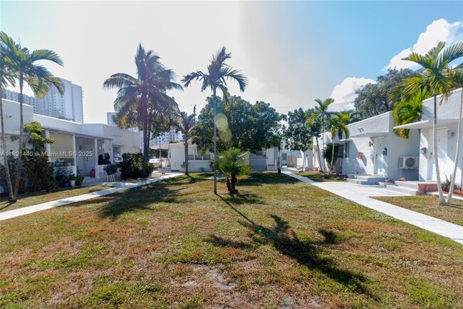 Building Photo - 1840 Fillmore St