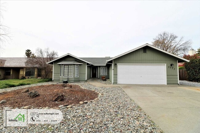 Building Photo - 3712 Canterbury Dr