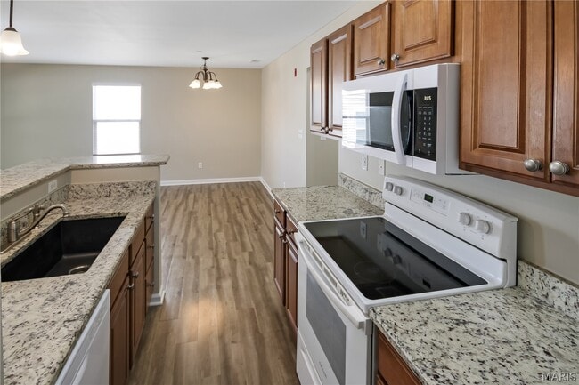 Building Photo - 48 Stonewall Creek Ct