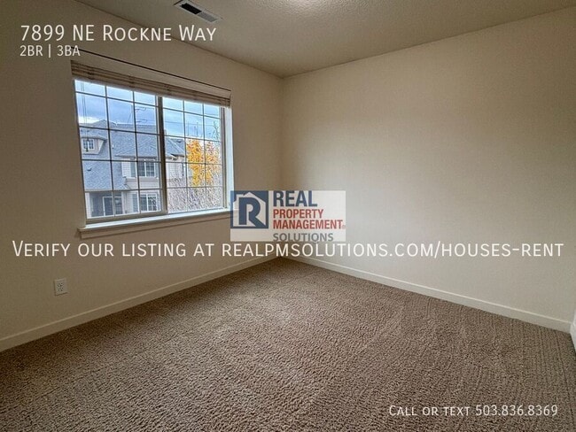 Building Photo - 7899 NE Rockne Way