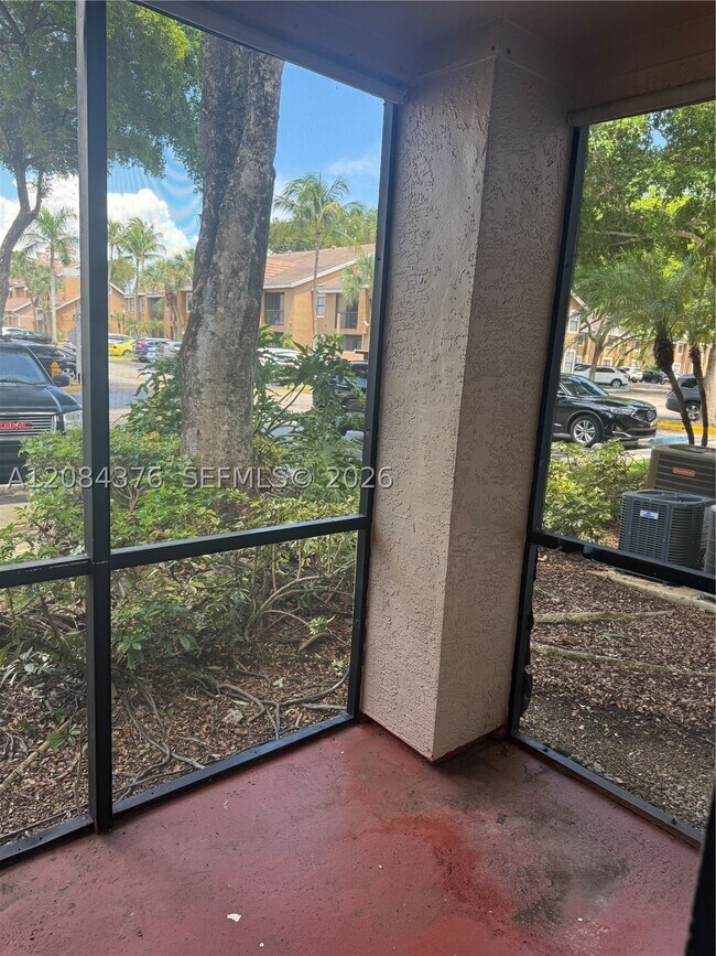 Building Photo - 15680 SW 106th Ln