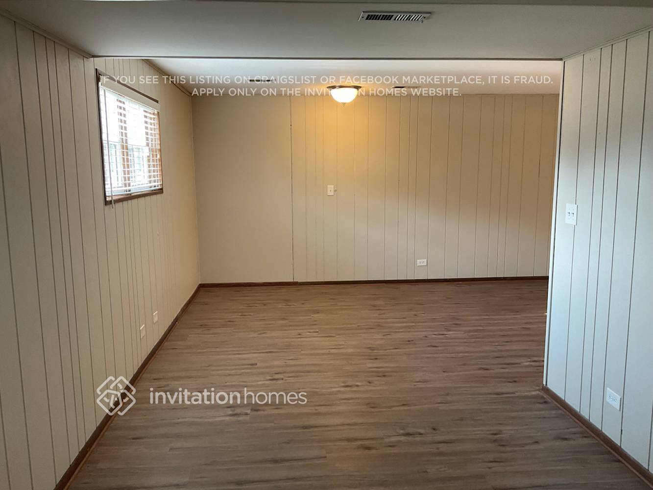 Building Photo - 16632 Parkview Ave