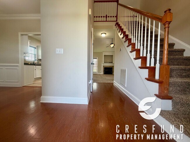Building Photo - Spacious 3Br 2.5 Bath with Bonus room Fenced in yard